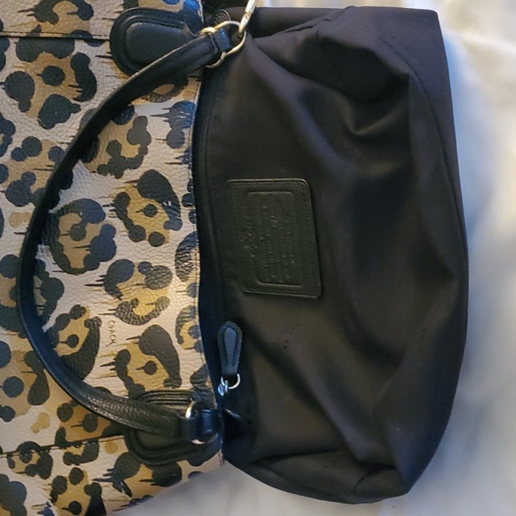 Coach leopard ocelot print Edie 28LI wild beast crossbody& Coach dust bag. - Picture 9 of 11